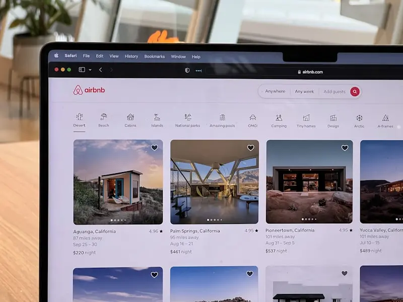 Comparing Hostel vs. Airbnb Prices for a Month-Long Stay in Cape Town.